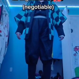 Tanjiro wig, kimono, under outfit(pants and top) and belt.